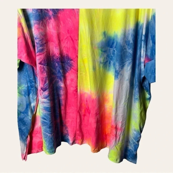 0370. RAE MODE SHORT SLEEVE TOP TIE DYE SIZE MEDIUM MULTICOLOR - Picture 9 of 9